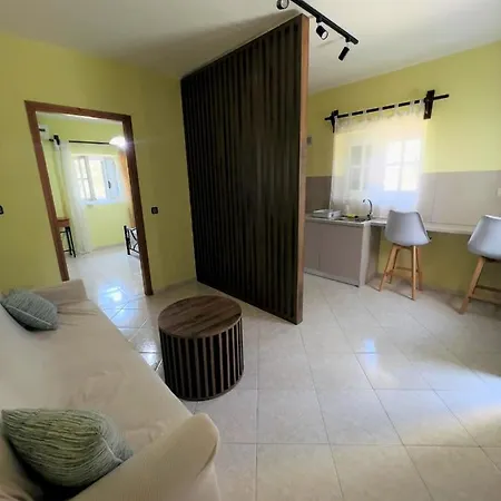 Apartment Ranias Dell Olivetto Gaios