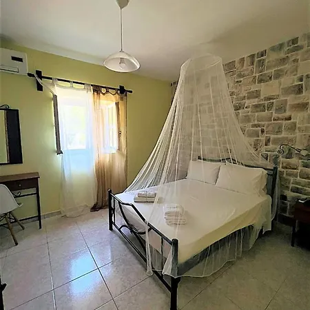 Ranias Dell Olivetto Apartment *