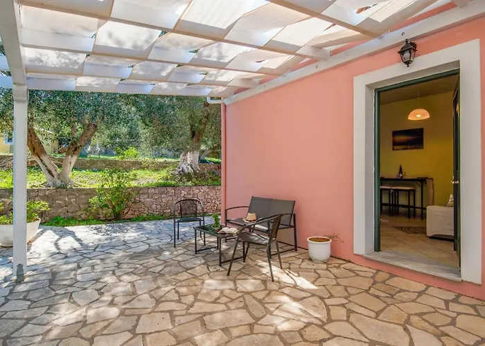 Ranias Dell Olivetto 公寓 *